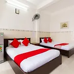 OYO 372 Vy Hà Hotel