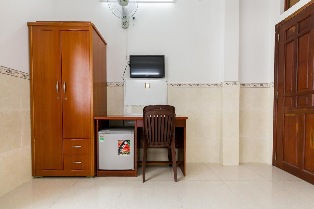 Hotel Oyo 372 Vy Hà 2*