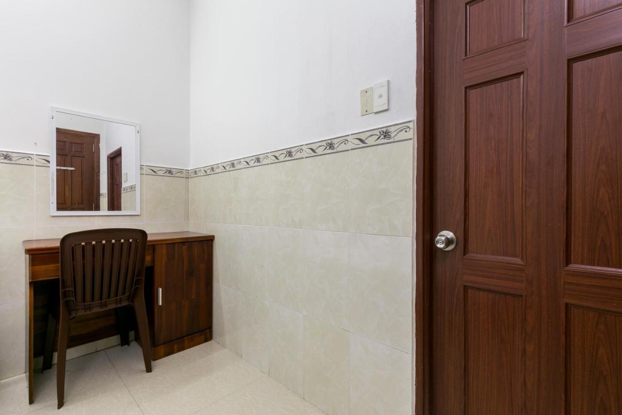 Hotel Oyo 372 Vy Hà